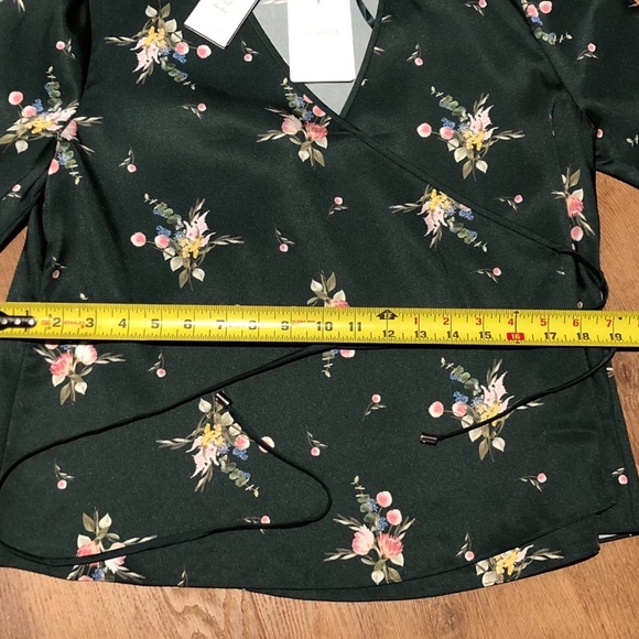 NWT $209 TED BAKER GREEN FLORAL ALEEXX WRAP BLOUSE TOP TB SZ 2 US 4-6 S M - Picture 7 of 12